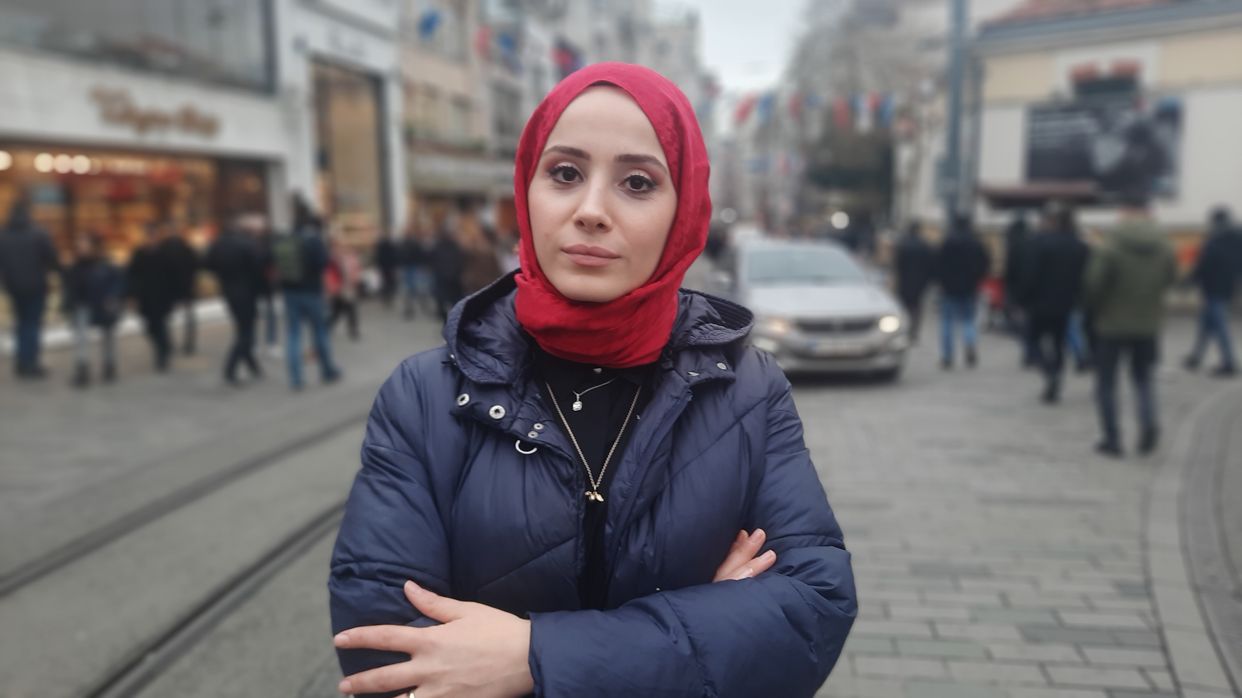 Röportaj yaparken hakarete uğrayan muhabir Meryem Nas konuştu