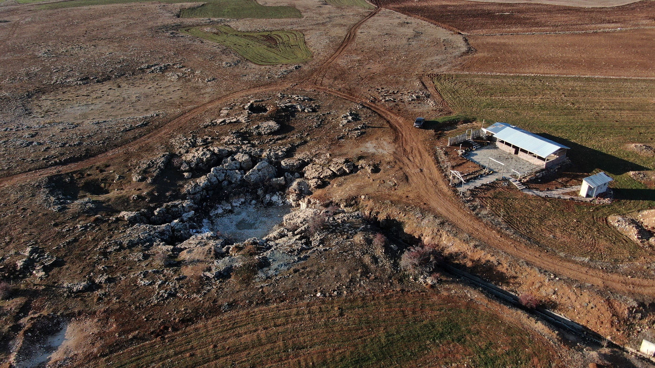 Kuraklık Uyuz Gölü'nü de vurdu