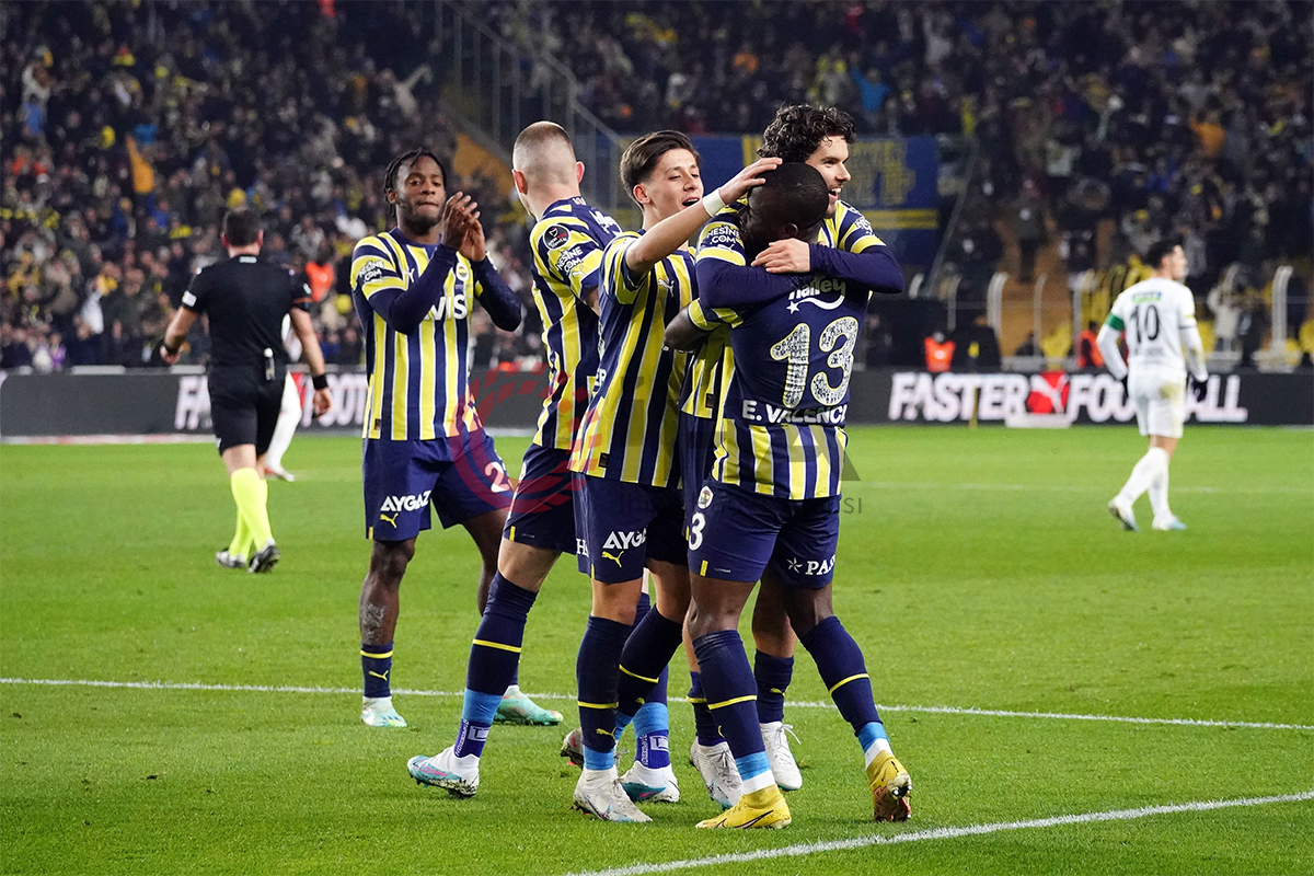 Fenerbahçe gol oldu yağdı
