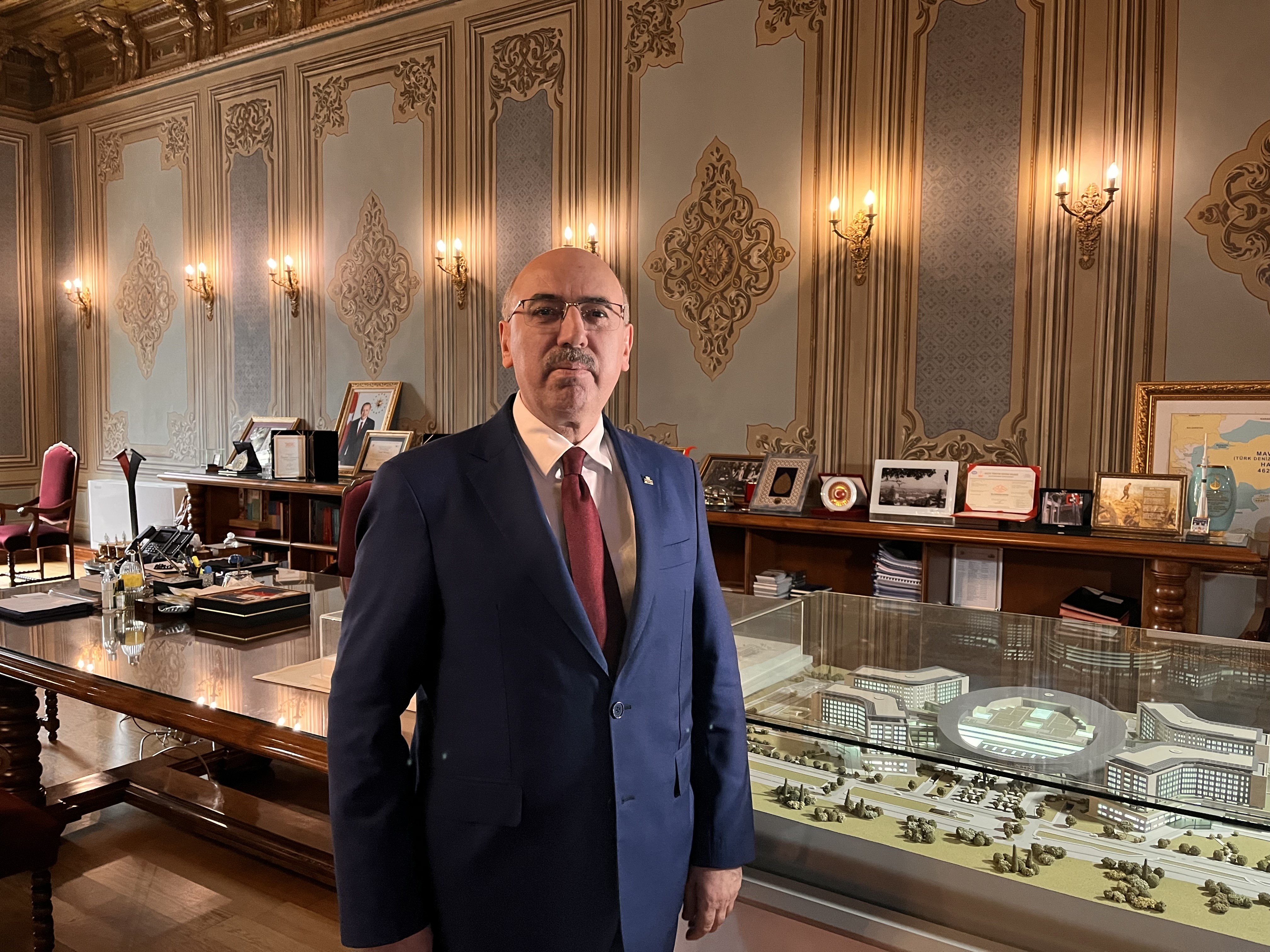 İstanbul Üniversitesinin Hasdal'daki hastane binası havadan görüntülendi