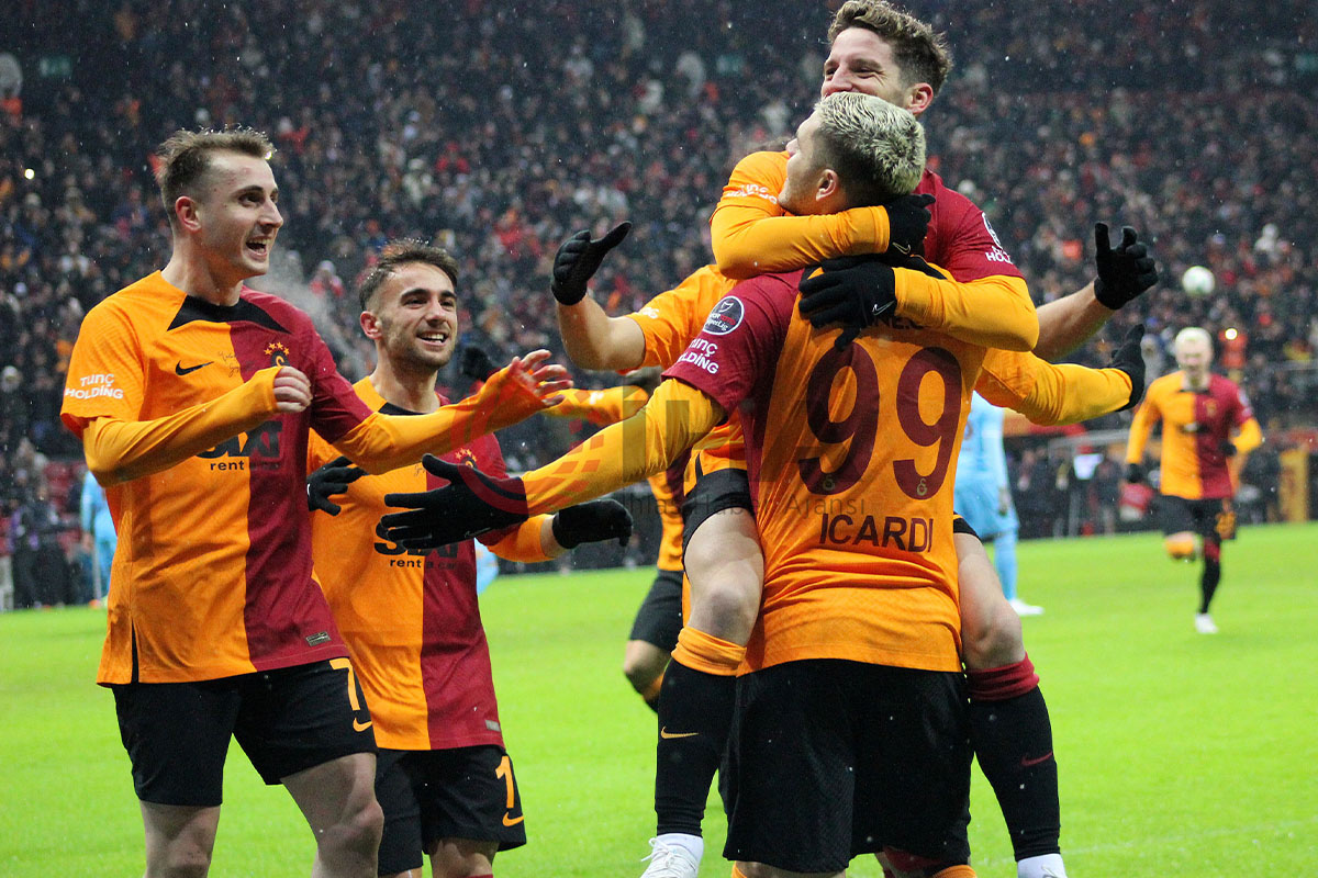 Aslan'ı fırtına da durduramadı