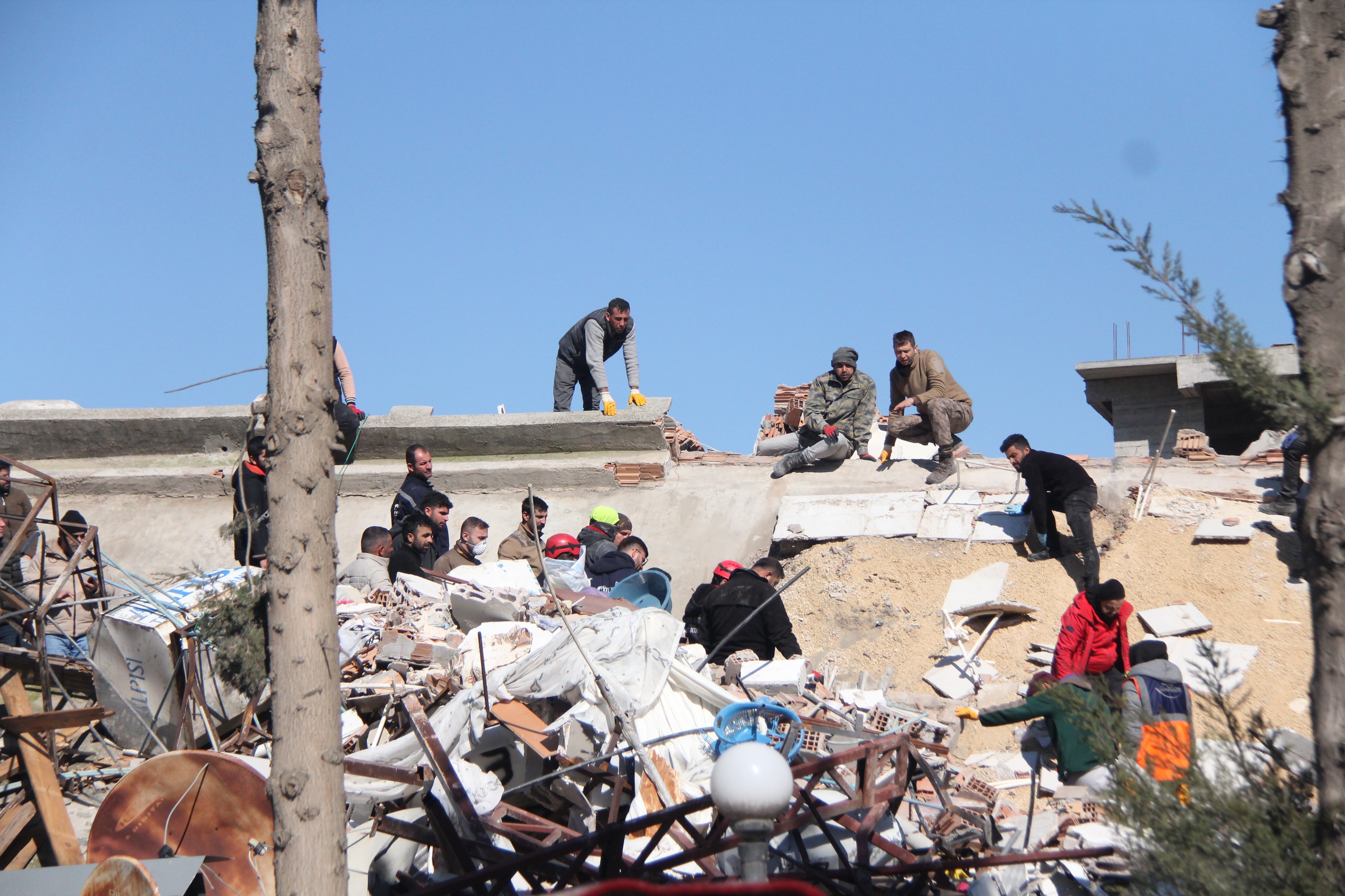 Deprem bölgesinden artık tek ses yükseliyor: 'Sesimi duyan var mı?'