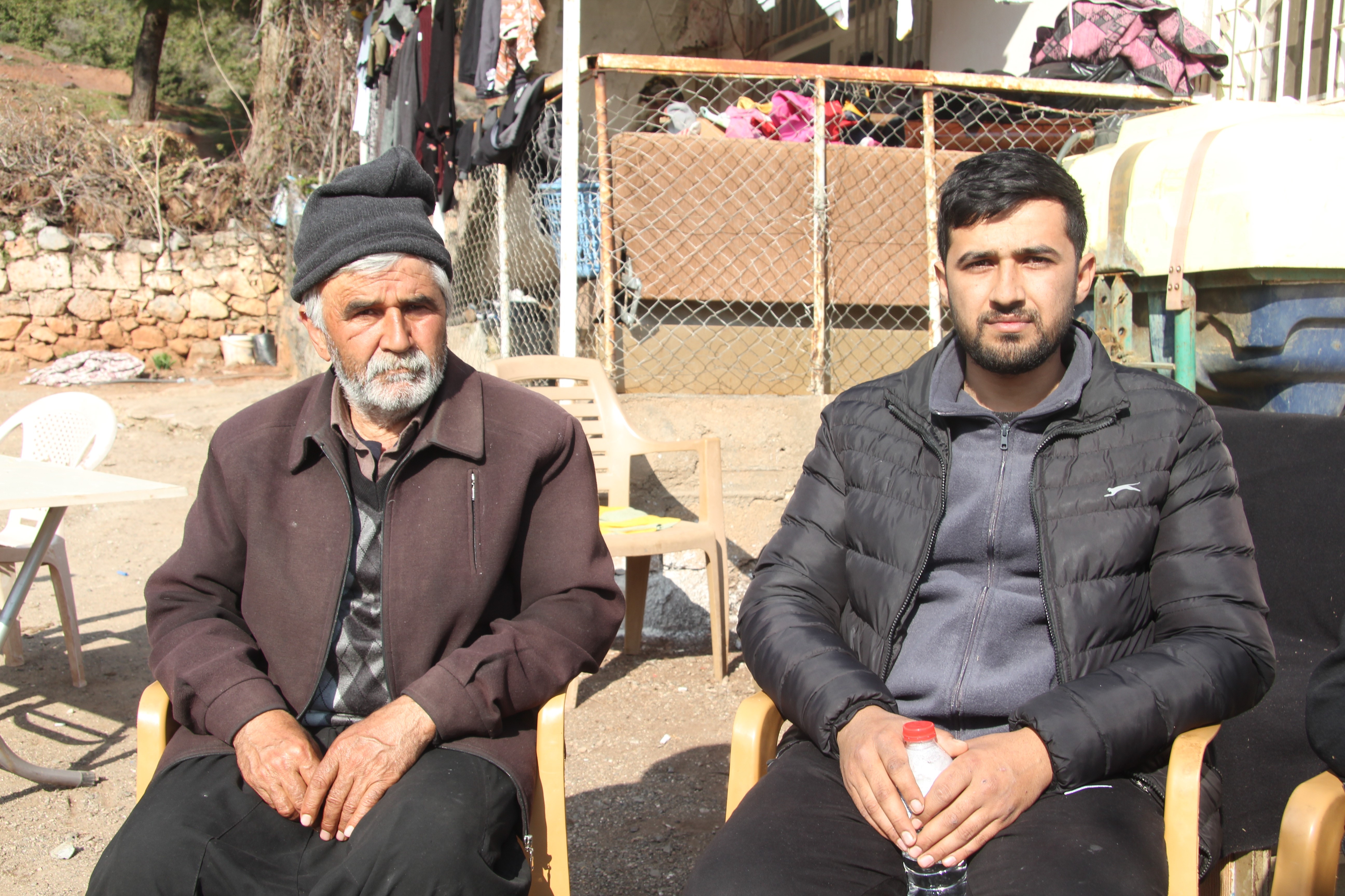 Enkaz altındaki 261 saatlik dehşeti anlattı