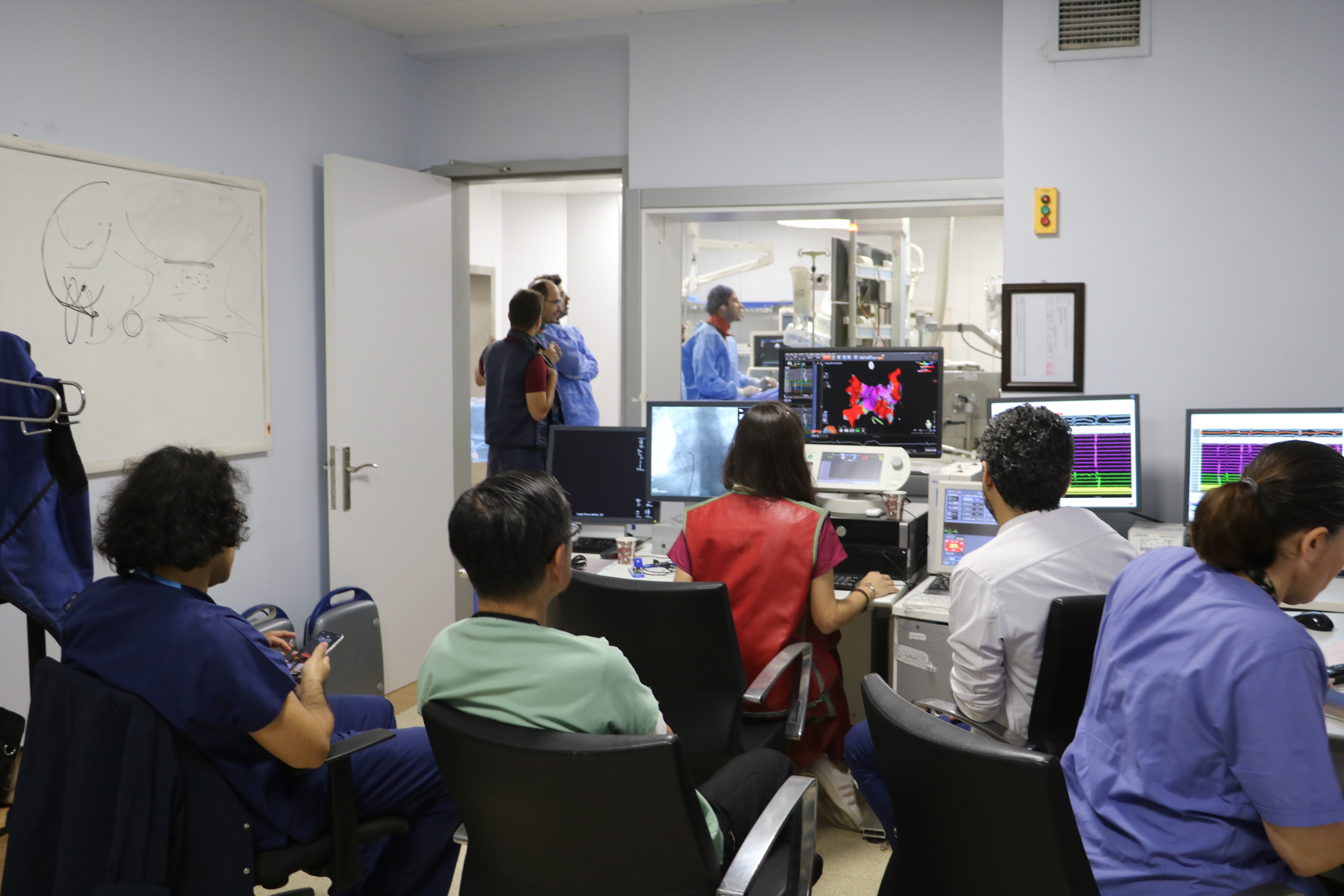 Yıllarca kalp hastalığıyla mücadele etti, şimdi doktor olmak istiyor