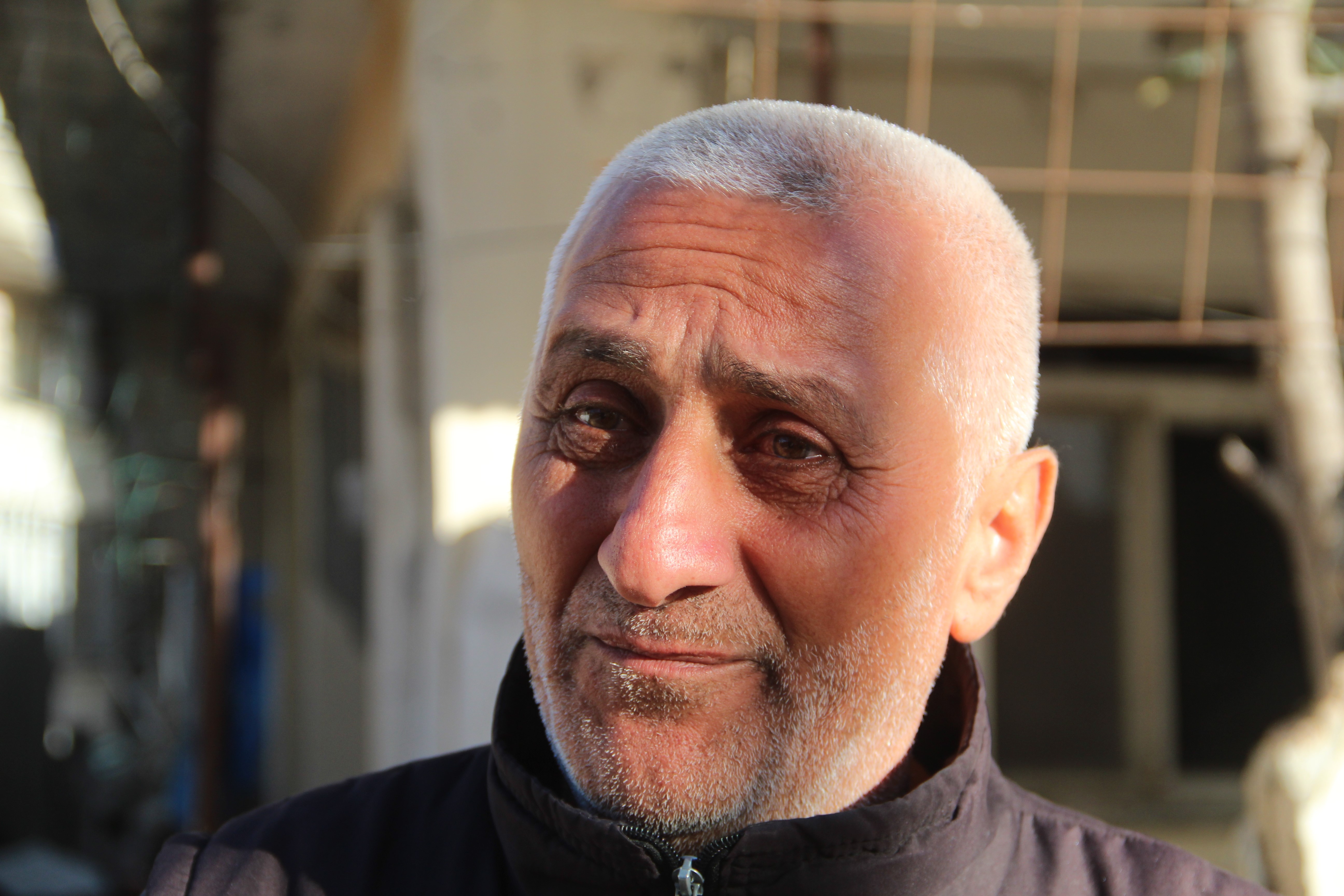 Depremle yerle bir olan Emek Mahallesi’nin sakinleri, kentsel dönüşüm gerçeğini anlattı