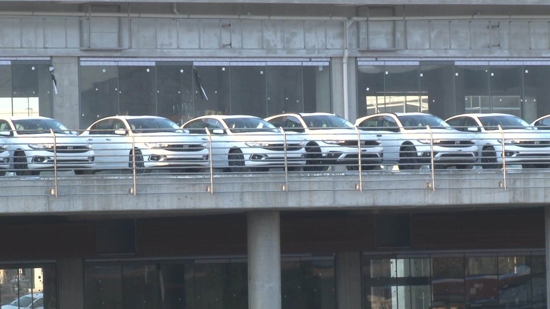 Maltepe’de sıfır araç almak isteyen vatandaşa bayi şoku