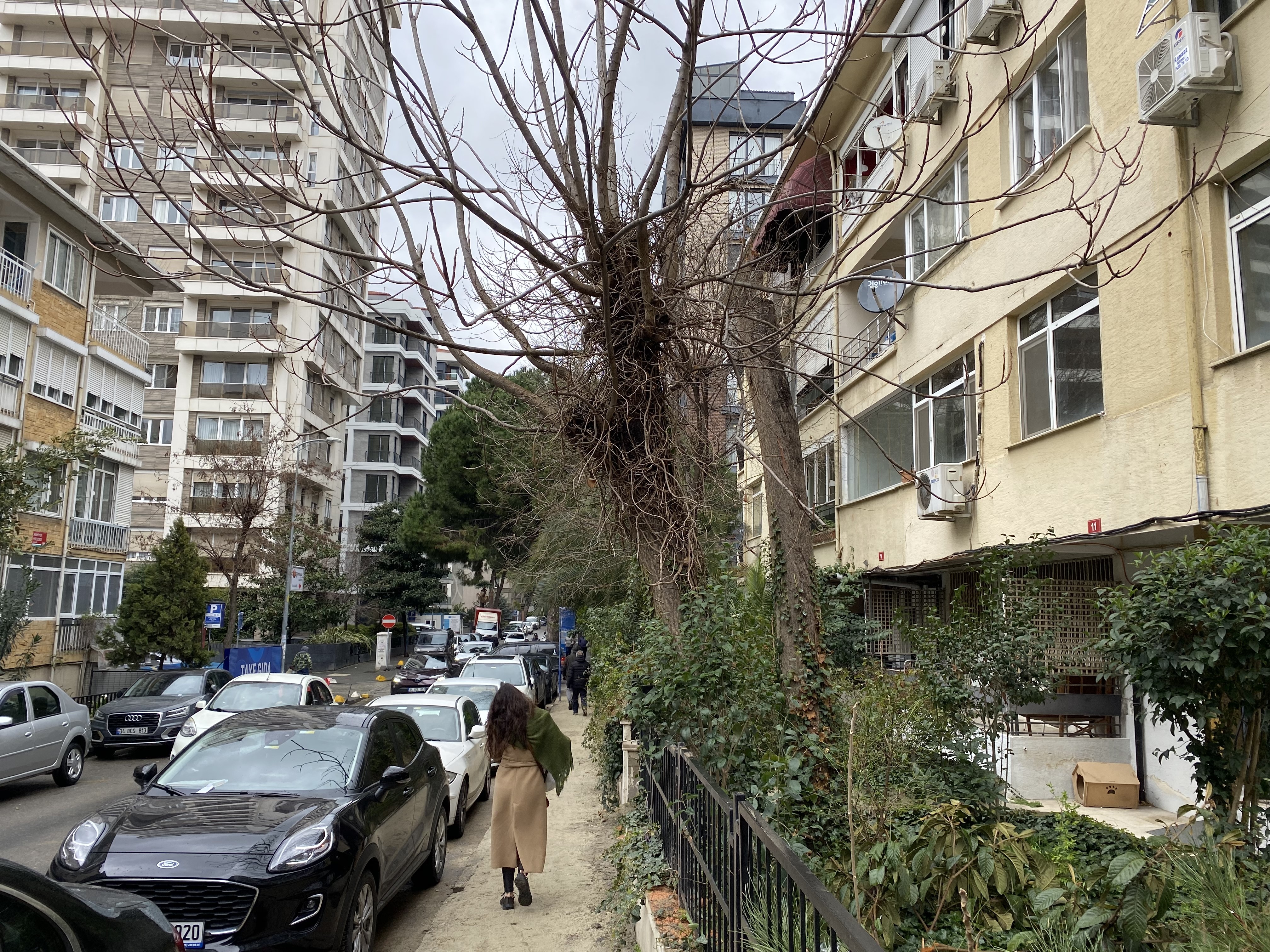 Kadıköy’de bina sakinlerinin müteahhit kararsızlığı