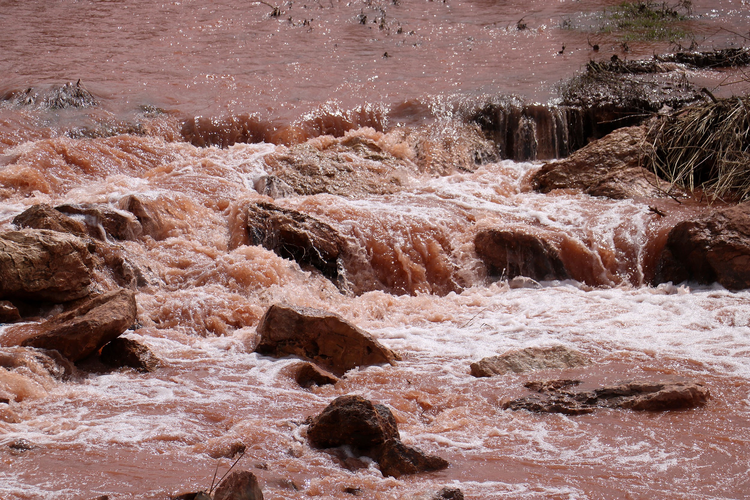 Kızılırmak'a adını veren Fablum Çayı adeta coştu