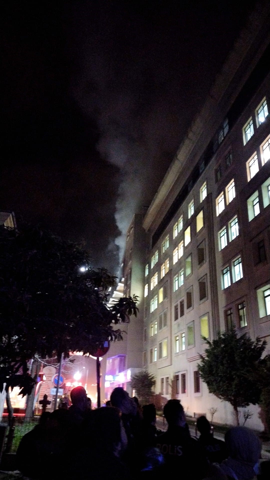 Sultan Abdülhamid Han Eğitim ve Araştırma Hastanesinde korkutan yangın