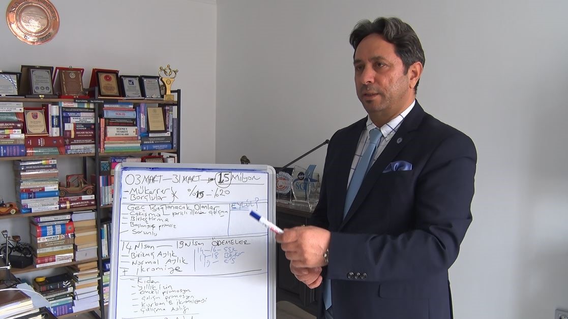 Sosyal Güvenlik Başuzmanı Karakaş: 'Nisan ayında emekli olan bir EYT’li 9 ödeme alma imkanına sahip olacak'