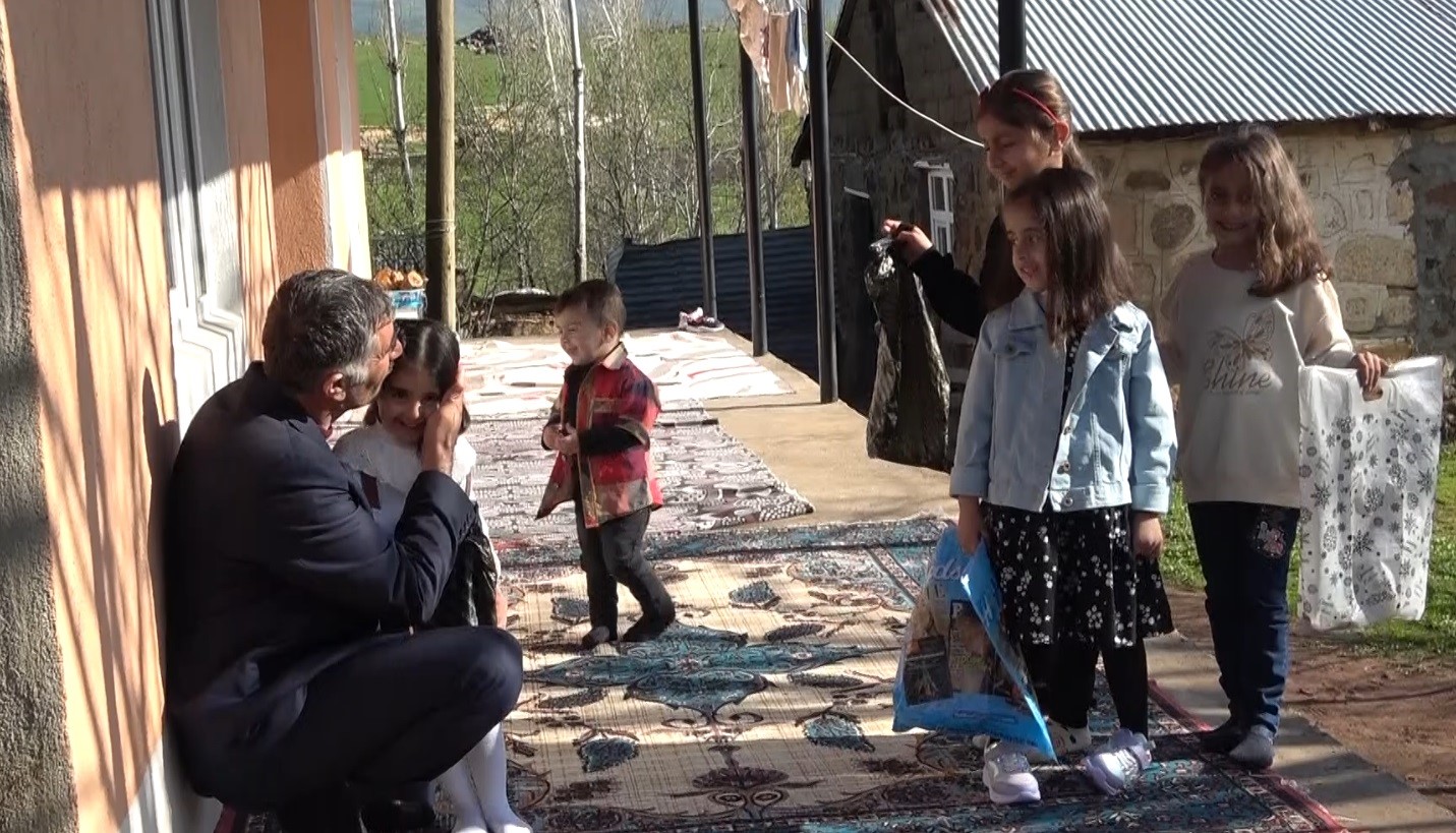 En tatlı bayram geleneği devam ediyor