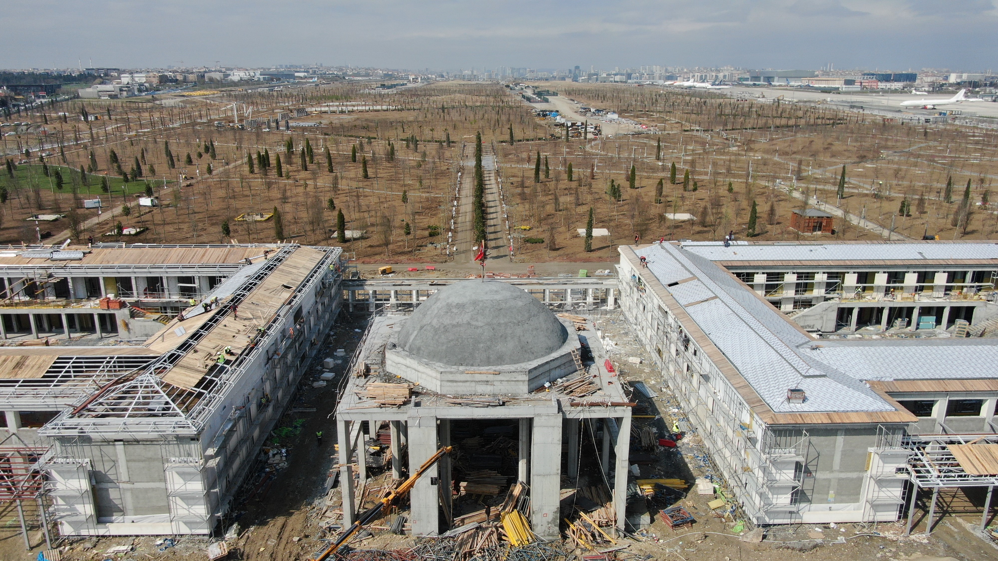 Atatürk Havalimanı Millet Bahçesi'ndeki çalışmalar havadan görüntülendi: Alan binlerce ağaçla kaplandı