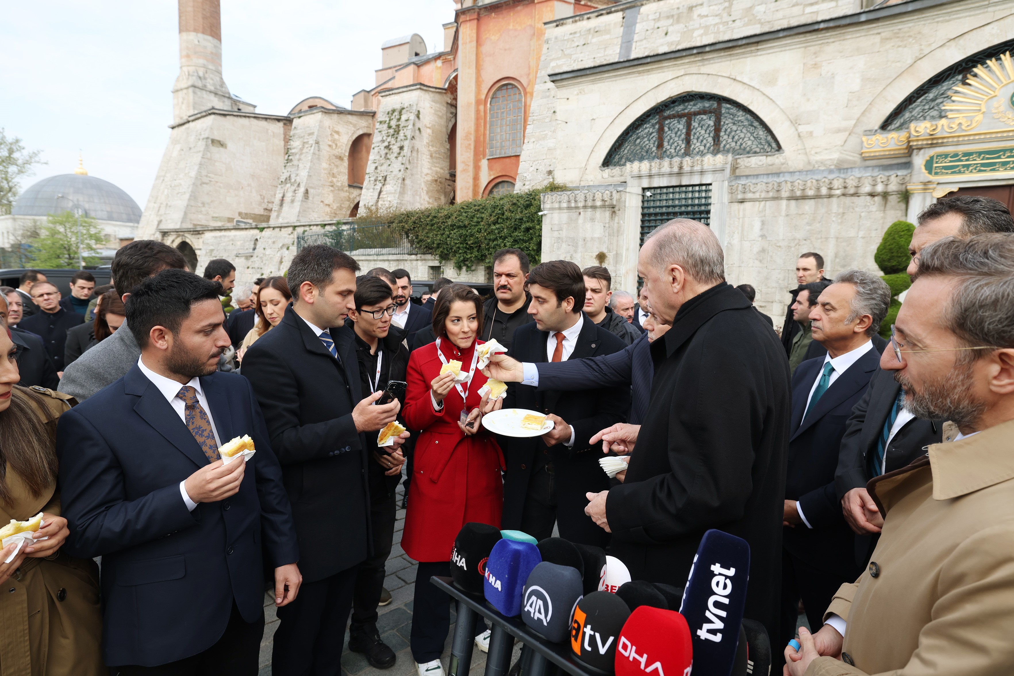 Cumhurbaşkanı Erdoğan bayram namazını Ayasofya'da kıldı