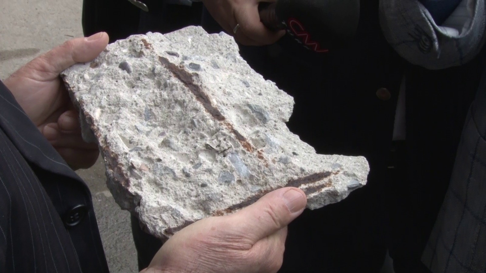 Kentsel Dönüşümde 'yarısı bizden' kampanyasında başvuruların başlamasının ardından binalarda incelemeler başladı