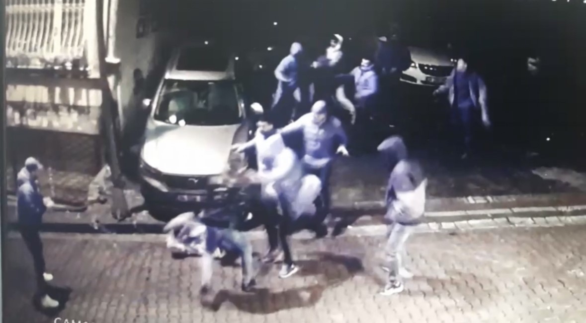 Beşiktaş’ta saldırıya uğrayan ünlü fenomen sanatçı o anları anlattı