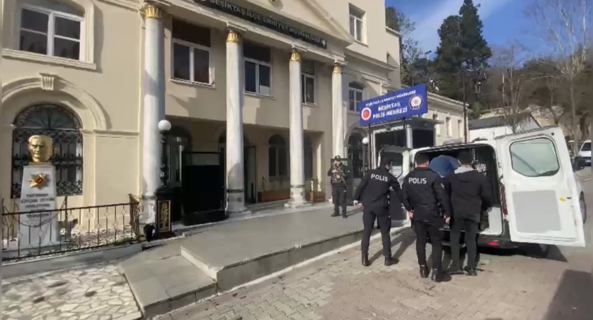 Beşiktaş’ta saldırıya uğrayan ünlü fenomen sanatçı o anları anlattı