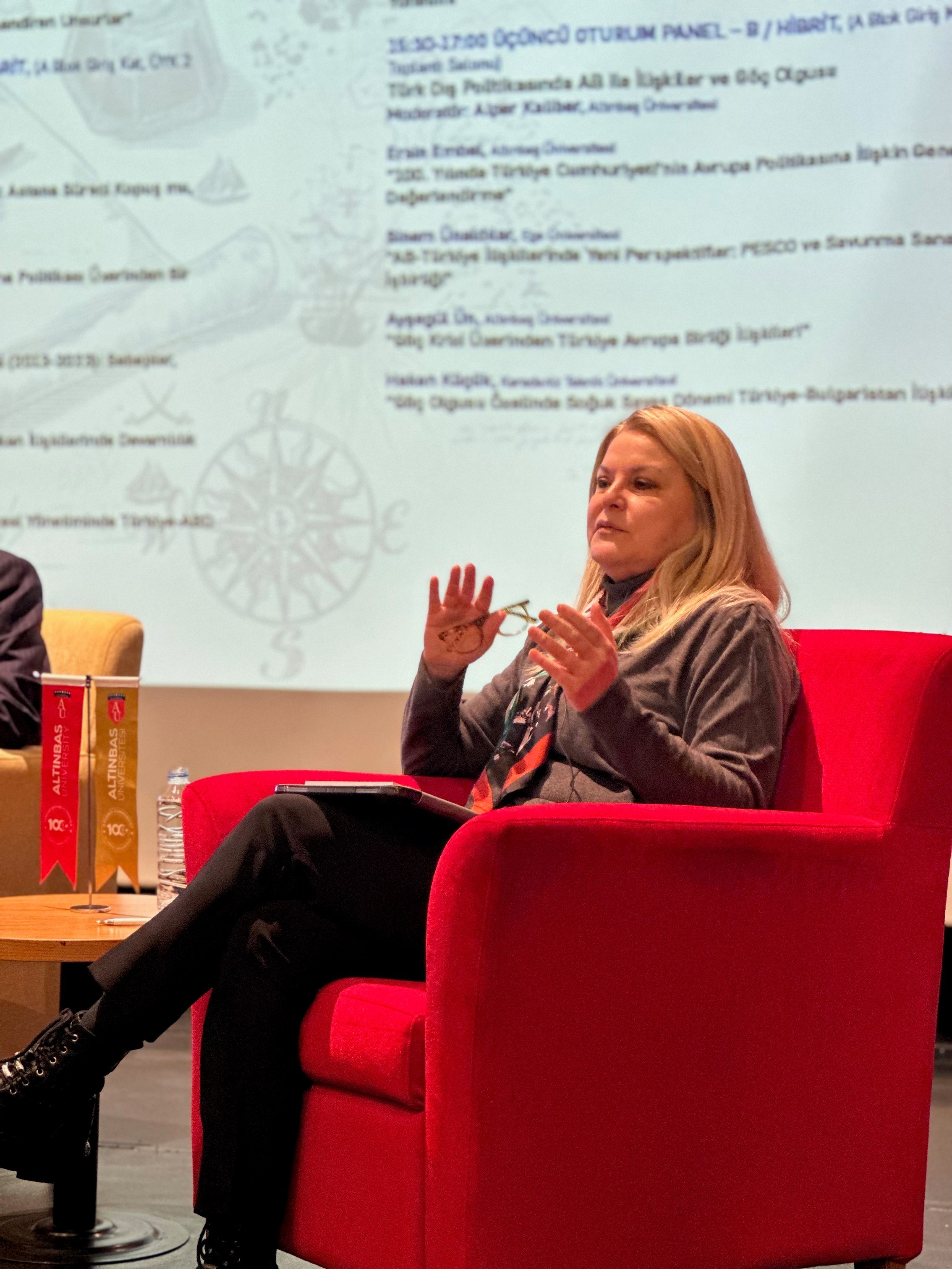 Prof. Dr. Çağrı Erhan: 'Lozan, 100 yıllık Cumhuriyetin en önemli dönüm noktasıdır'