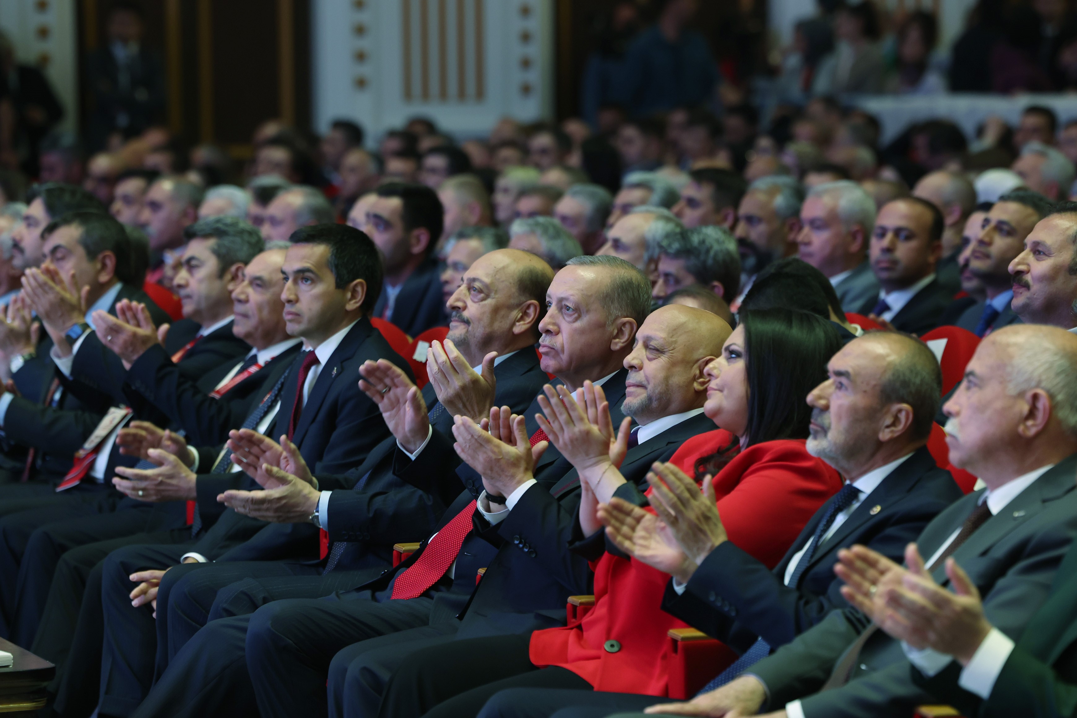 Cumhurbaşkanı Erdoğan: 'Temmuz ayında en düşük memur maaşı 22 bin lira olacak'