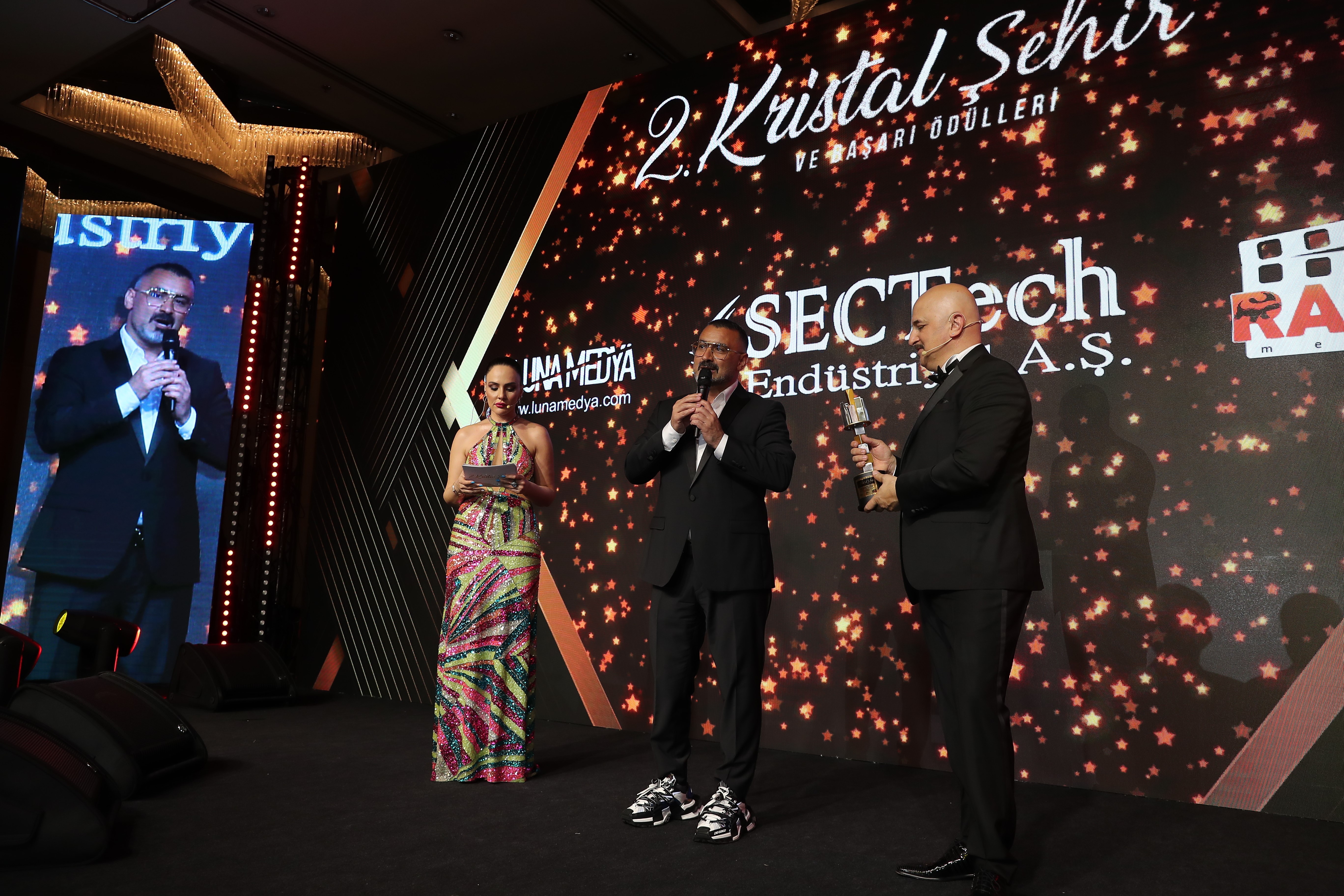 Başakşehir Yeni Medya Akademi'ye bir ödül daha verildi