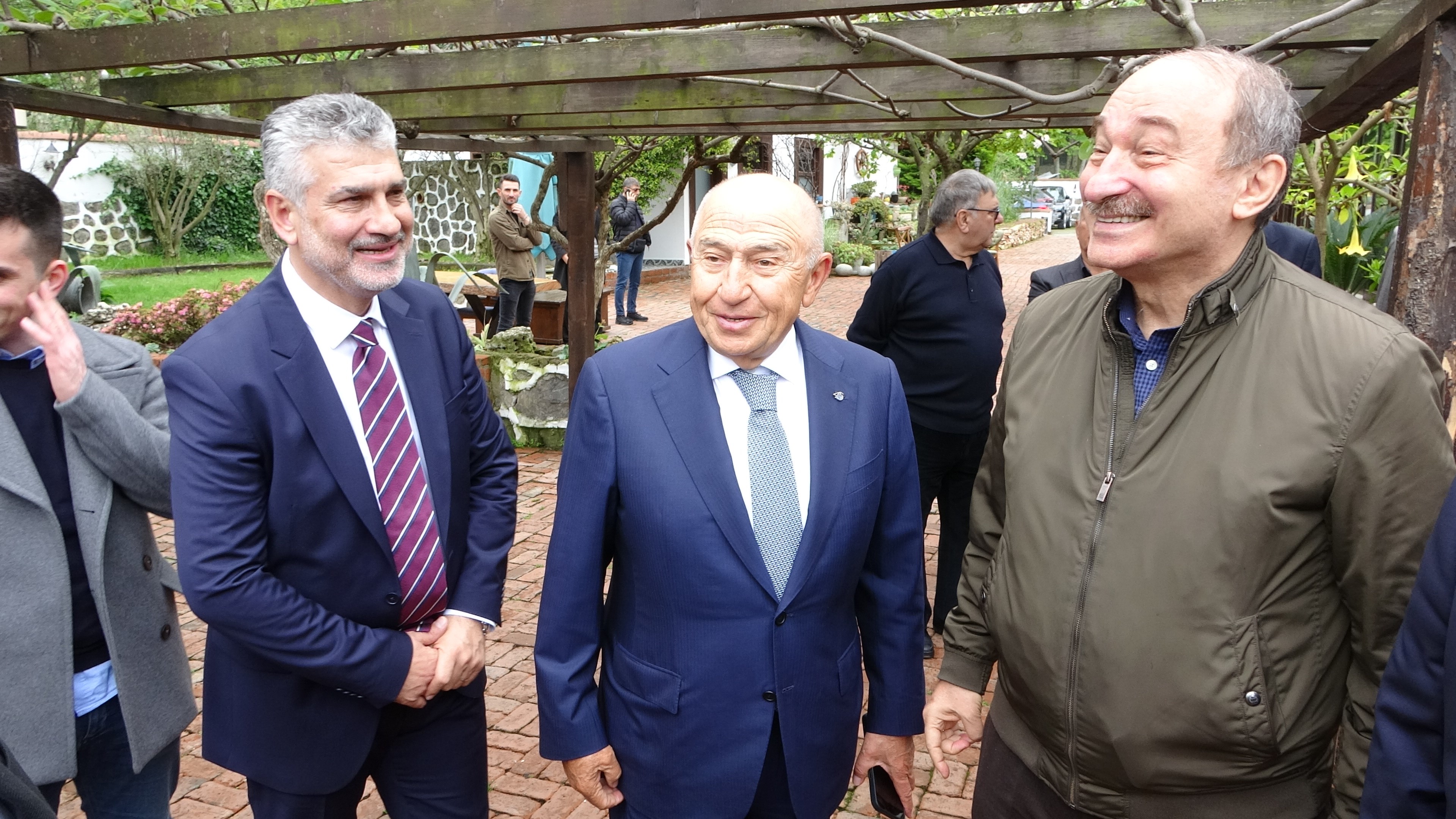 Nihat Özdemir: 'Trabzonspor alnının akıyla şampiyonluğu kazandı'