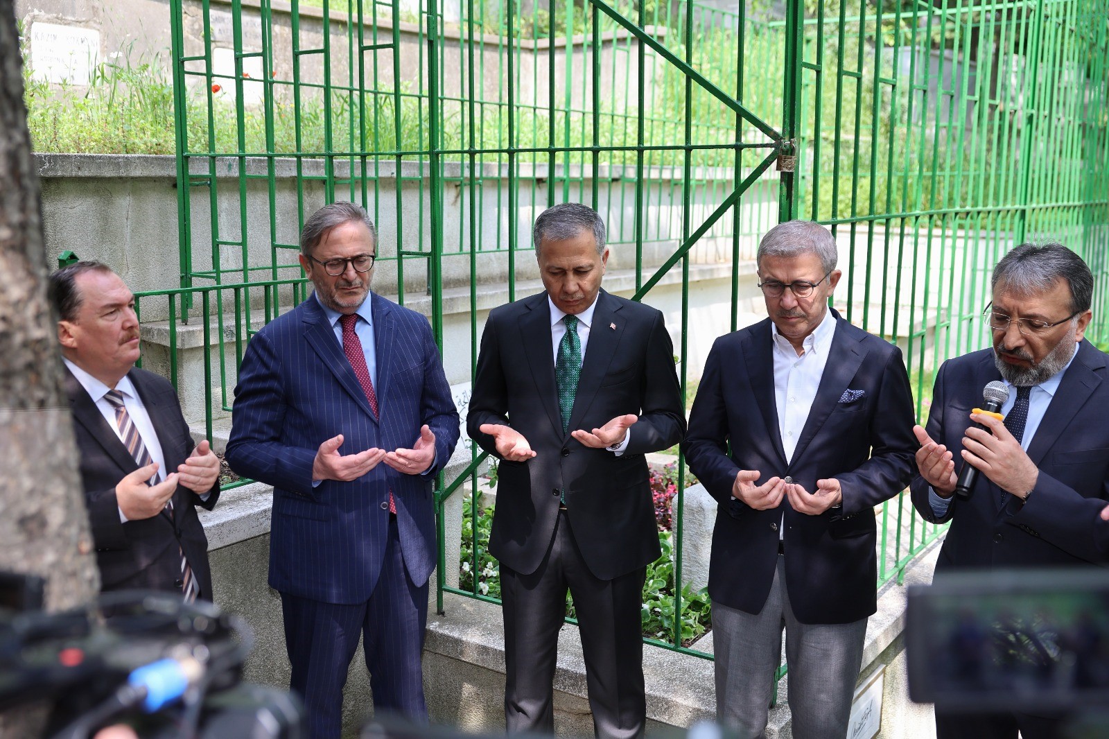 Üstad Necip Fazıl Kısakürek, vefatının 40. yılında Eyüpsultan’da anıldı