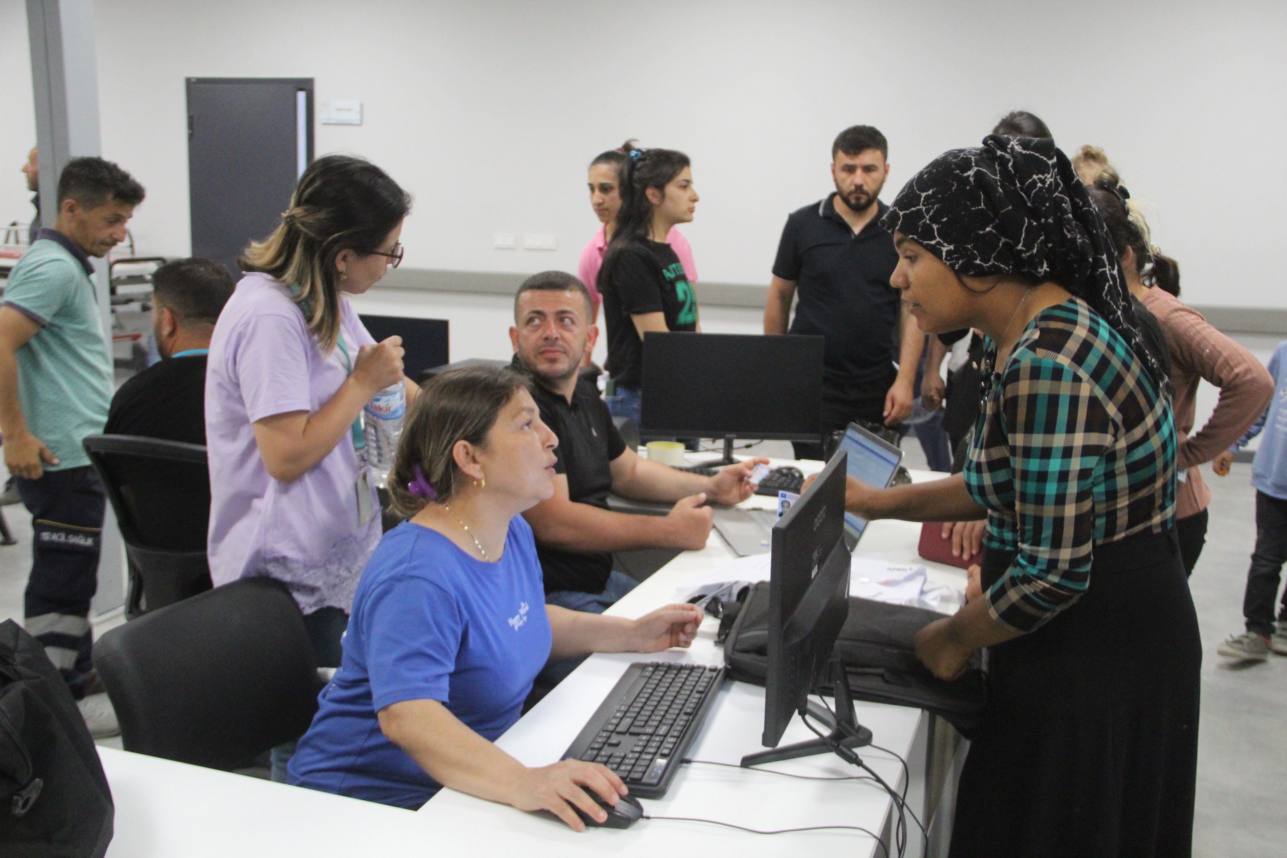 2 ayda tamamlanan Defne Devlet Hastanesi'nde hasta yoğunluğu