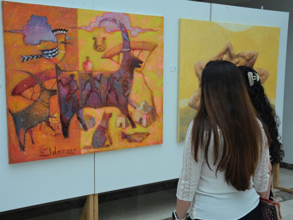 'Azerbaycan Bağımsızlık Günü Sergisi' ziyaretçilere kapılarını açtı