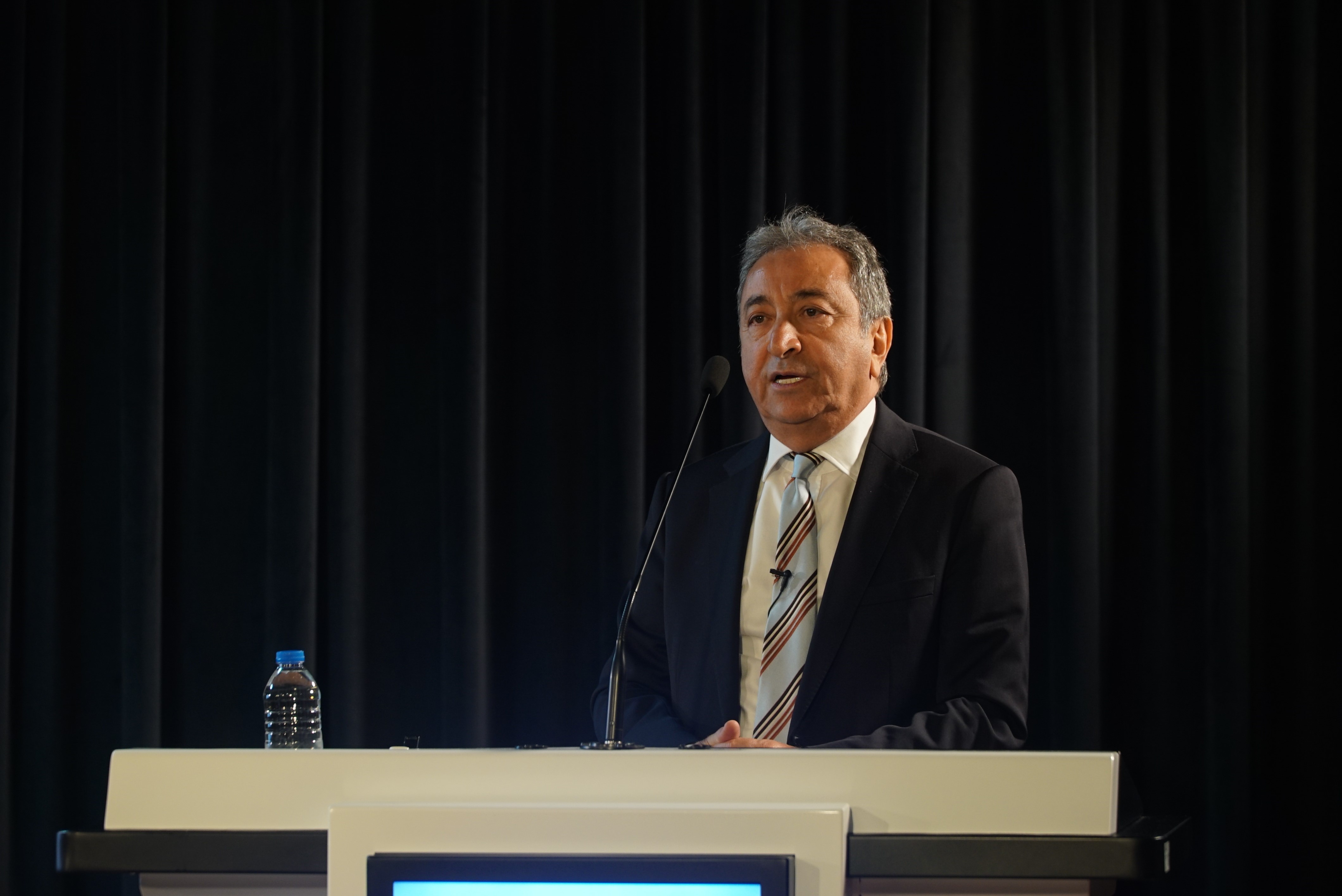 Yeni vergi sistemi önerisine göre 900 milyar dolar 2 trilyona ulaşabilir