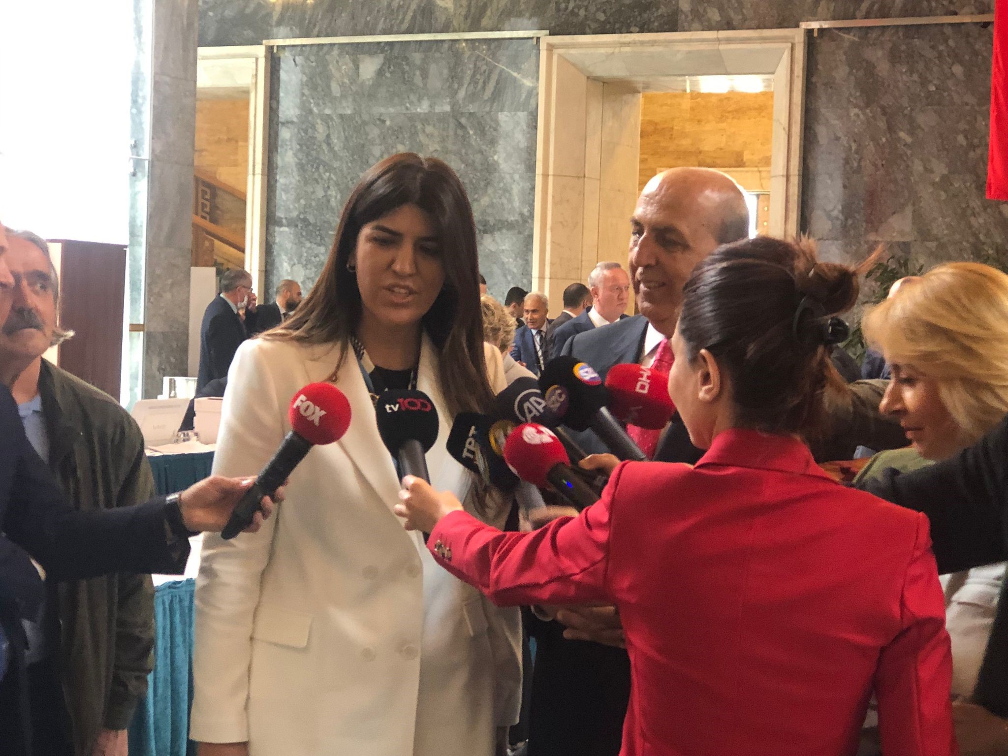 AK Parti İstanbul Milletvekili Derya Ayaydın kaydını yaptırdı