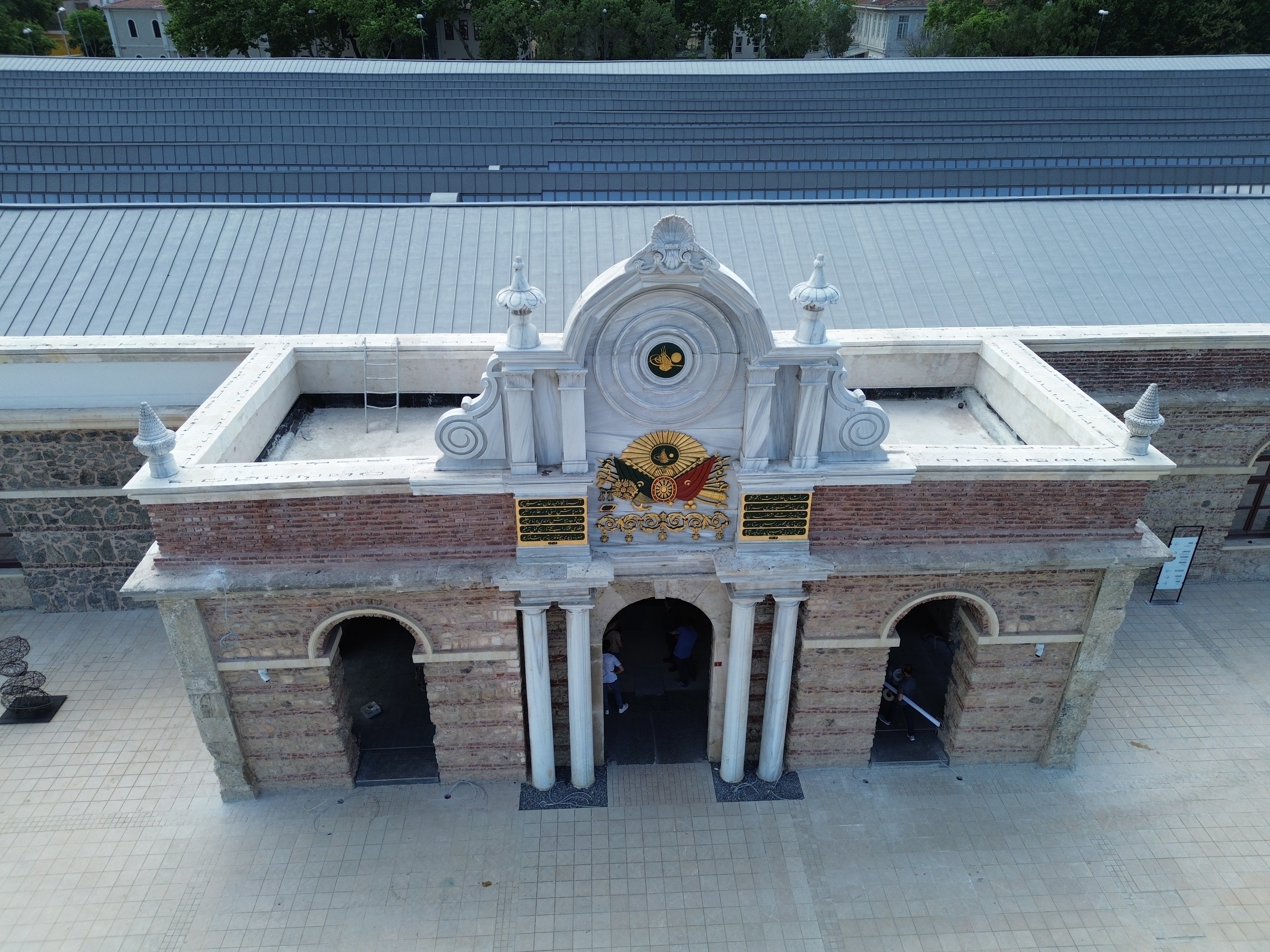 190 yıllık tarihi yapının yıllardır bitmeyen restorasyonunda sona gelindi