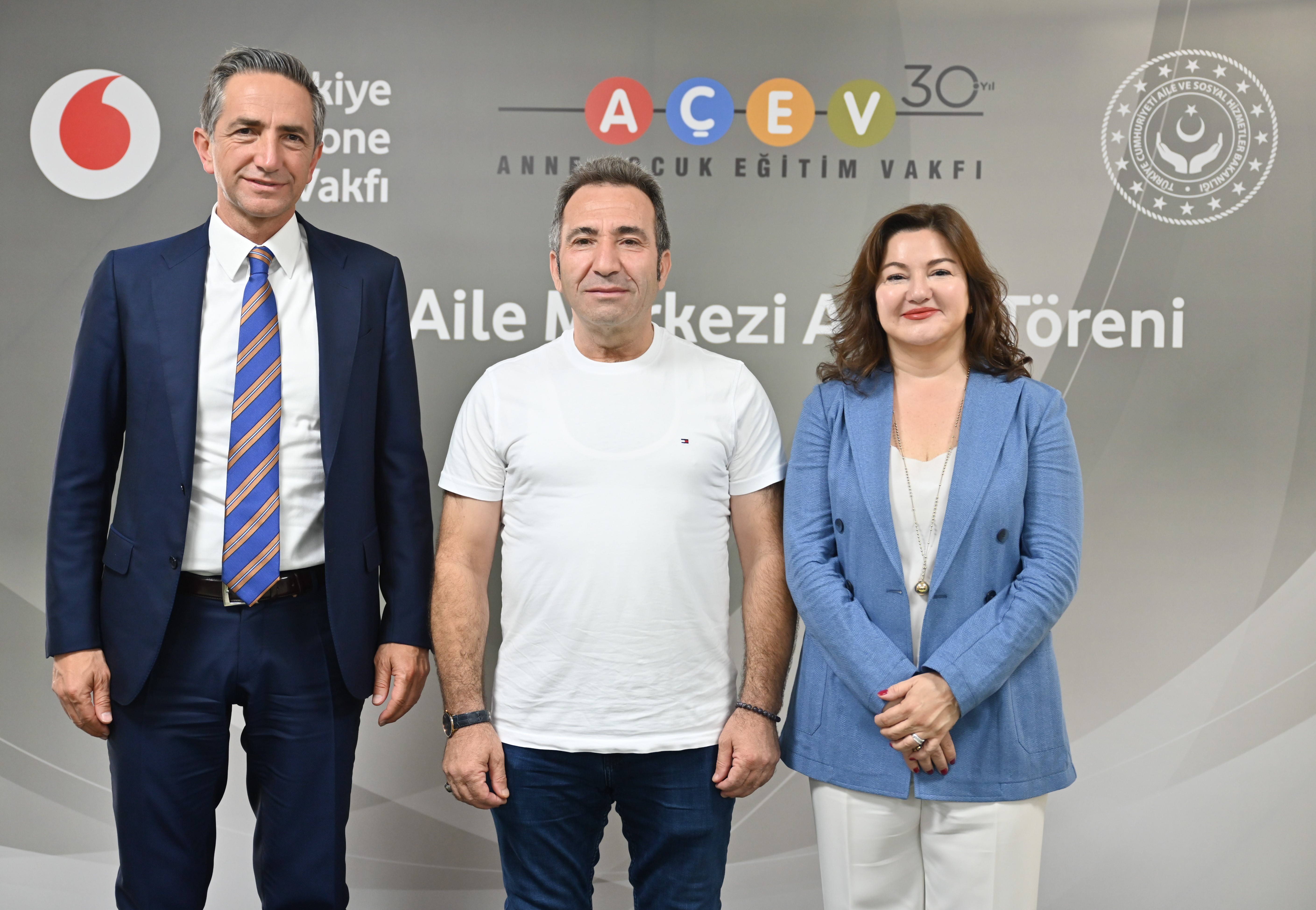 Deprem bölgesinde Çocuk ve Aile Merkezleri açılıyor
