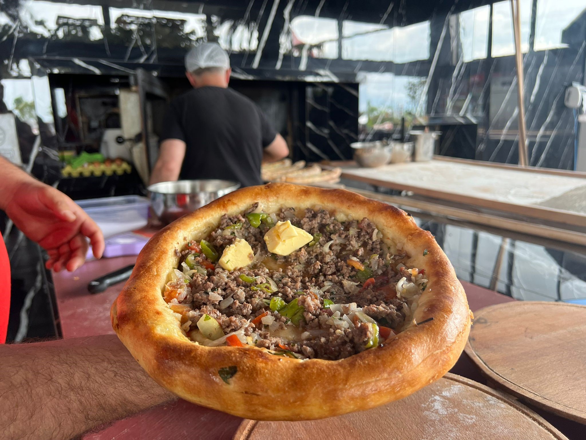 Pistten çıkan uçak pide salonu olarak hizmet vermeye başladı