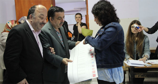 Görme engelliler sandıkta engellerin kalkmasını istiyor&nbsp;