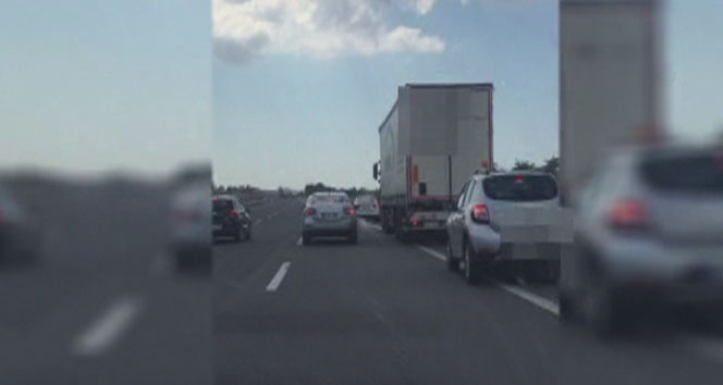 Bir TIR dolusu uyuşturucuyu Türkiye'ye sokan çeteye operasyon 