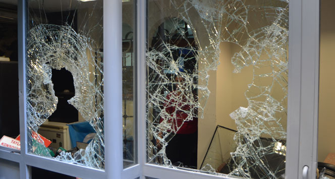 Tayland Fahri Konsolosluğu'na yapılan saldırının izleri gün ağarınca ortaya çıktı 