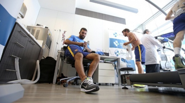 Arda Turan Barcelona'da ilk antrenmanına çıktı