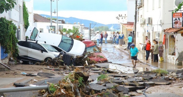 Bodrum sel sonrası sabaha böyle uyandı