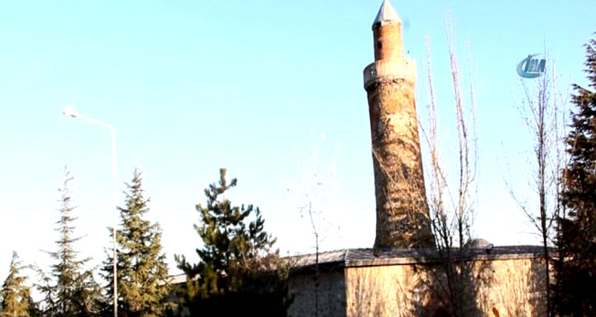 Elazığ'ın eğri minareli camii&nbsp;cami,eğri minare,elazığ