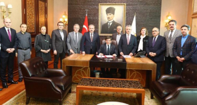 Başbakan Davutoğlu: ‘Uzun bir mesai sonunda hazırladık’&nbsp;ak parti,başbakan davutoğlu,liste
