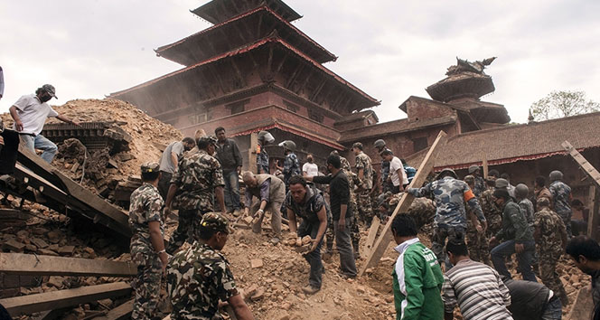 Nepal’de ölü sayısı 4 bin 349 oldu 