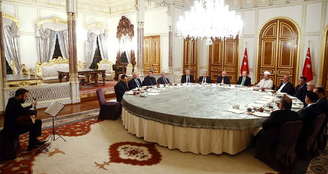 Cumhurbaşkanı Erdoğan Aşure Aşı verdi