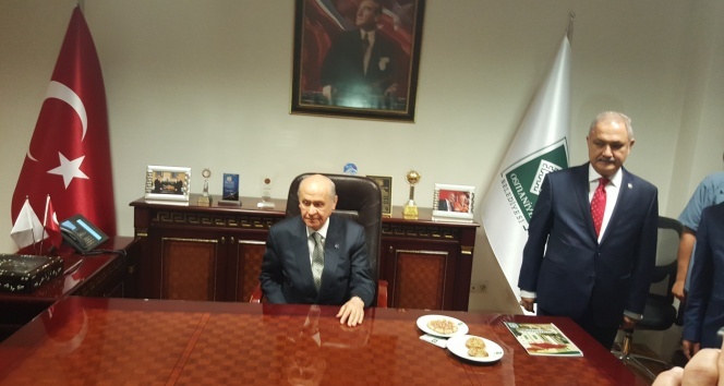 Bahçeli: Şu TRTyi alın bakalım
