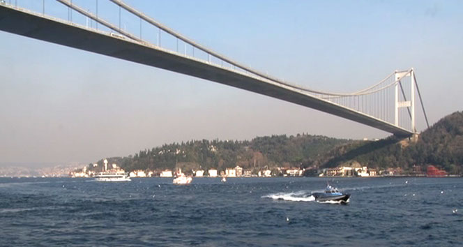 İstanbul Boğazında çifte intihar şoku