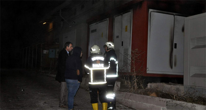 Nevşehirde trafo yandı, şehrin yarısının elektriği kesildi