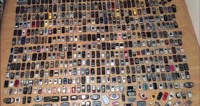 Bu telefon koleksiyonu satışta: Değeri 200 bin lira