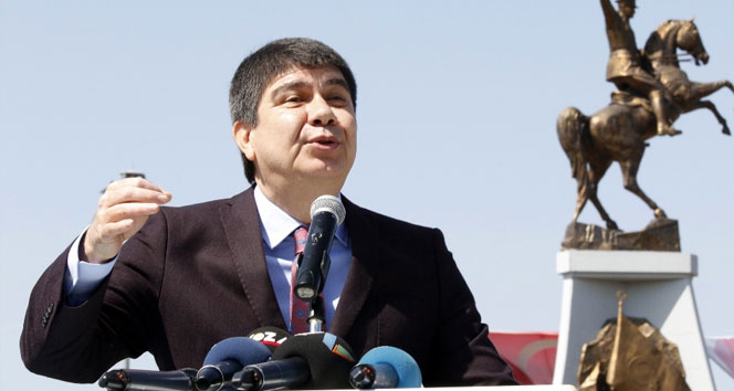 Bir bakmışsınız yanınızdan Brad Pitt, Angelina Jolie geçiyor