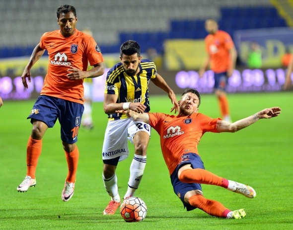 Medipol Başakşehir 2 Fenerbahçe 1 (Maç özeti)
