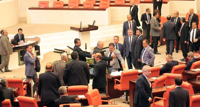 Mecliste darbe tartışması