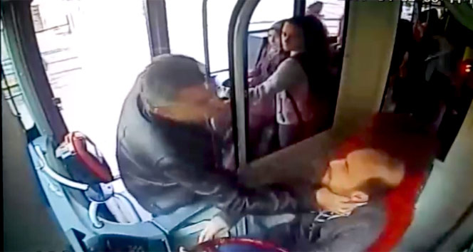 Bursada otobüs şoförüne saldırı kamerada