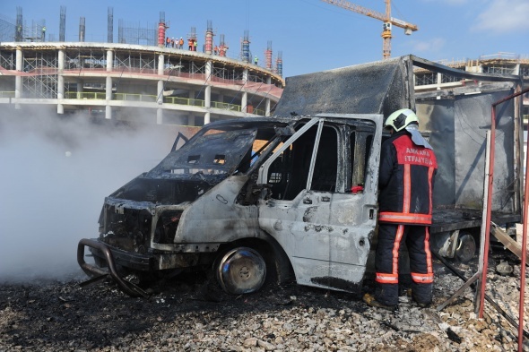Başkent'te 7 araç yandı